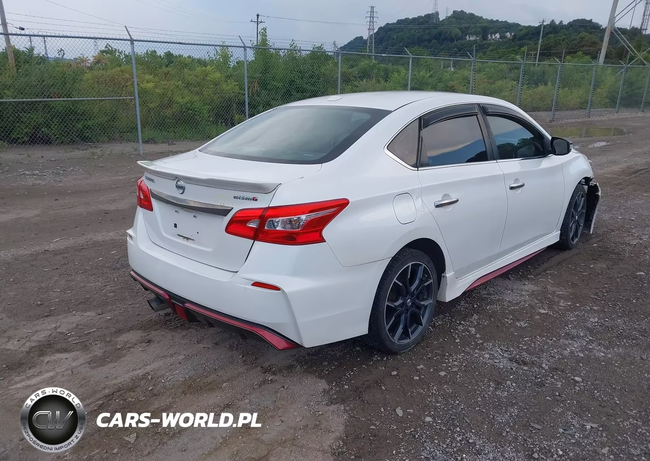 2017 Nissan Sentra Nismo VIN:3N1CB7AP6HY306670 - 4
