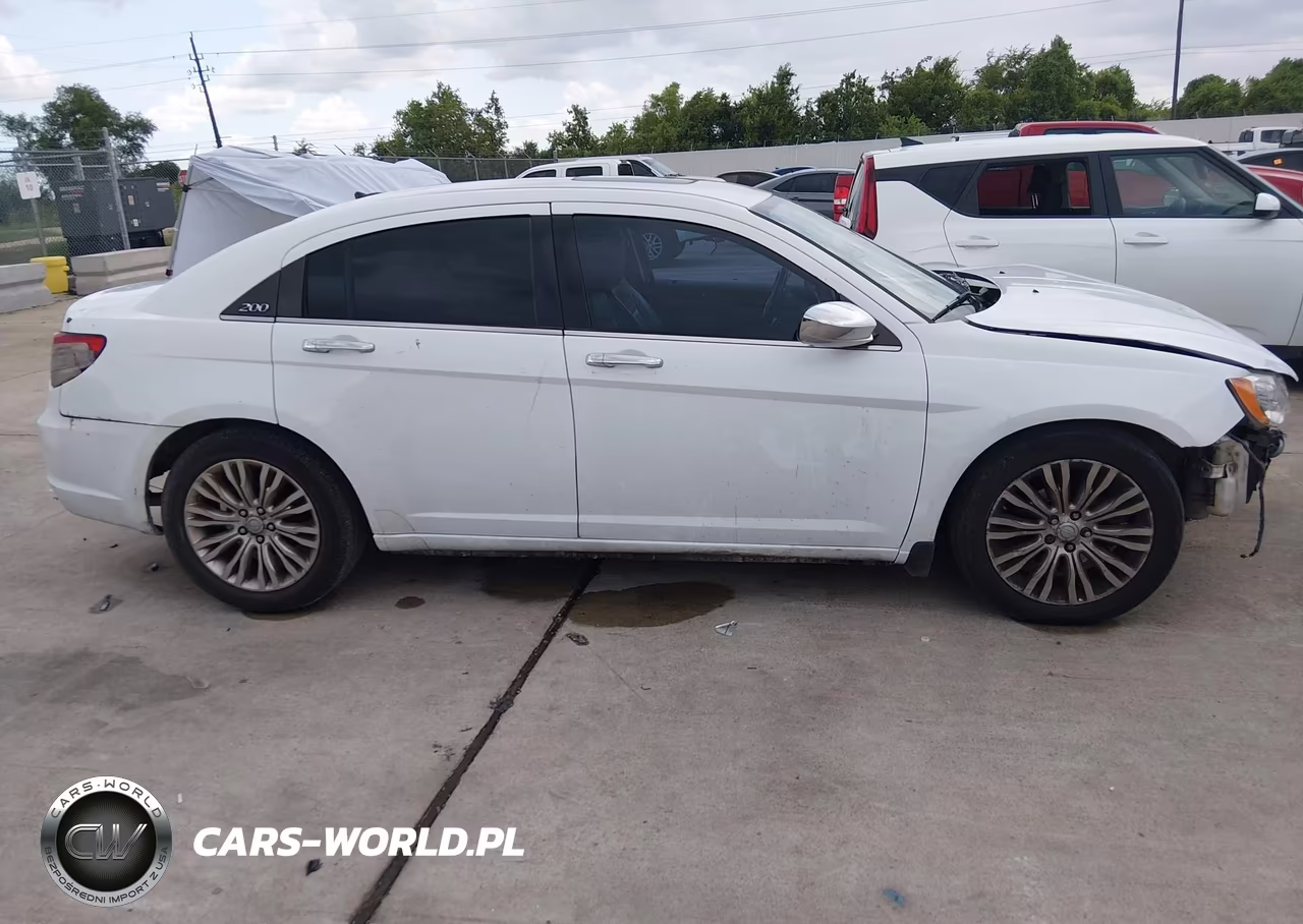 2012 Chrysler 200 Limited VIN:1C3CCBCG0CN127870 - 13
