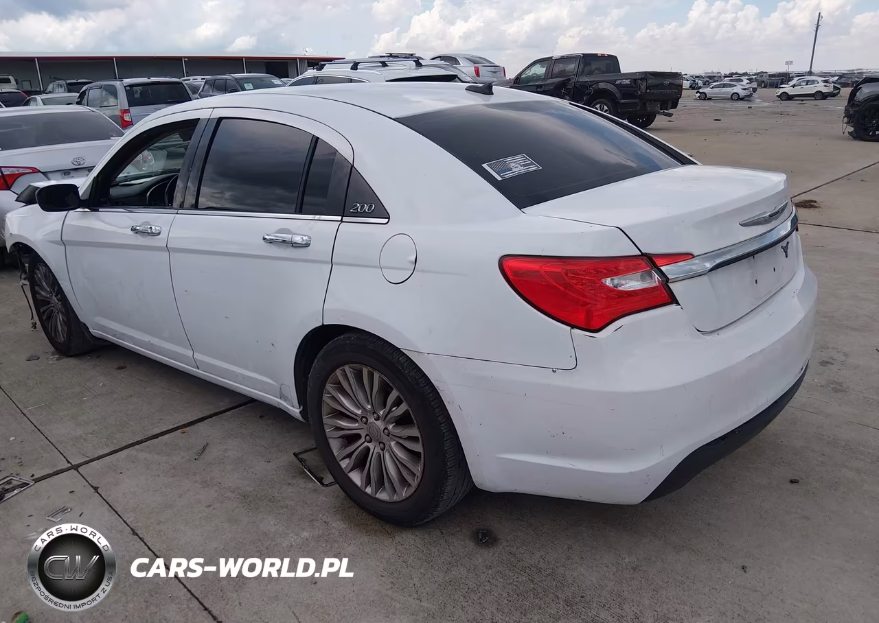 2012 Chrysler 200 Limited VIN:1C3CCBCG0CN127870 - 3