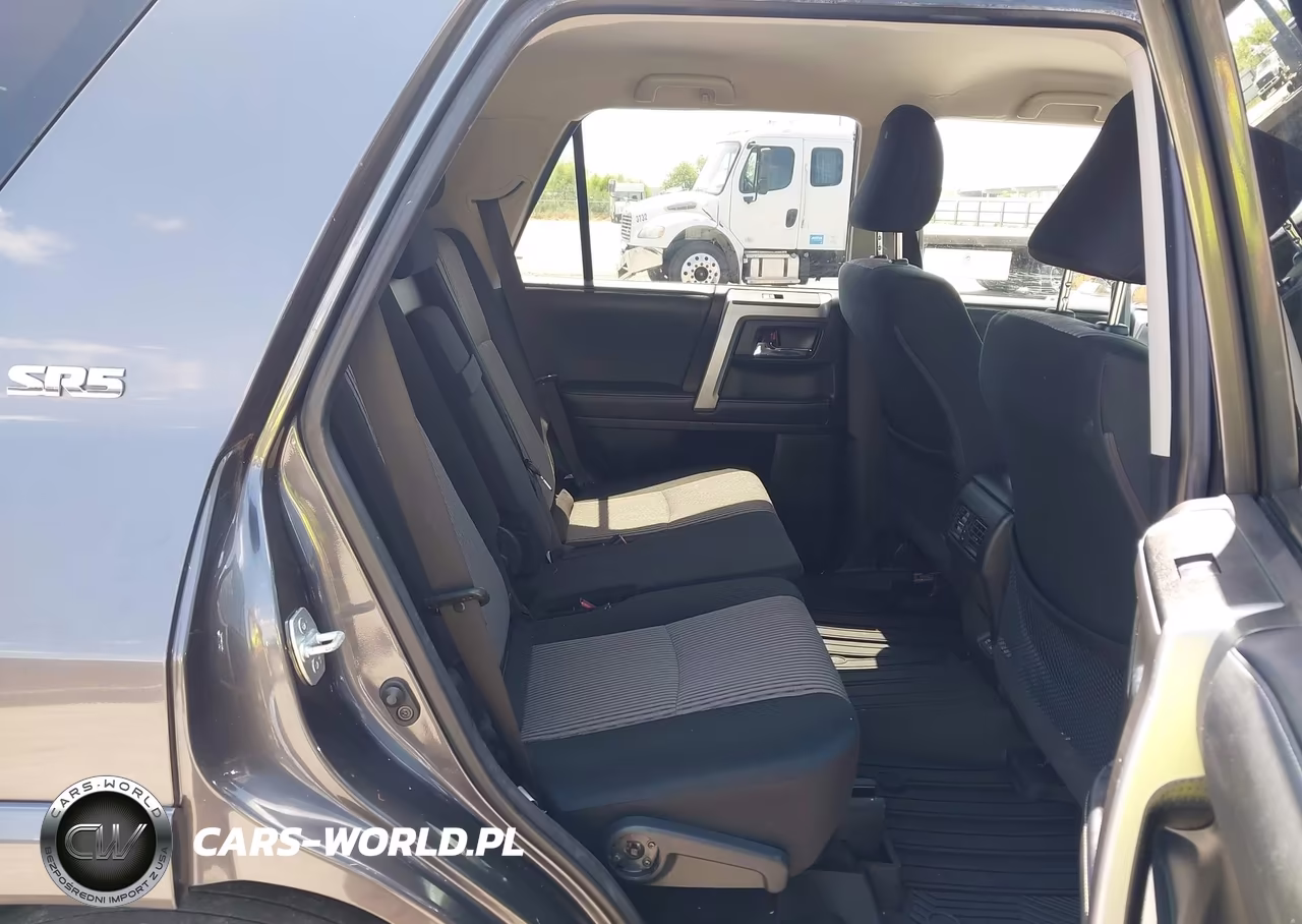 2022 Toyota 4Runner Sr5 VIN:JTEEU5JR6N5252572 - 8