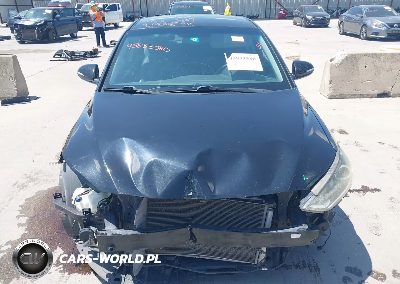 2017 Hyundai Elantra Limited VIN:KMHD84LF2HU334905 - 13