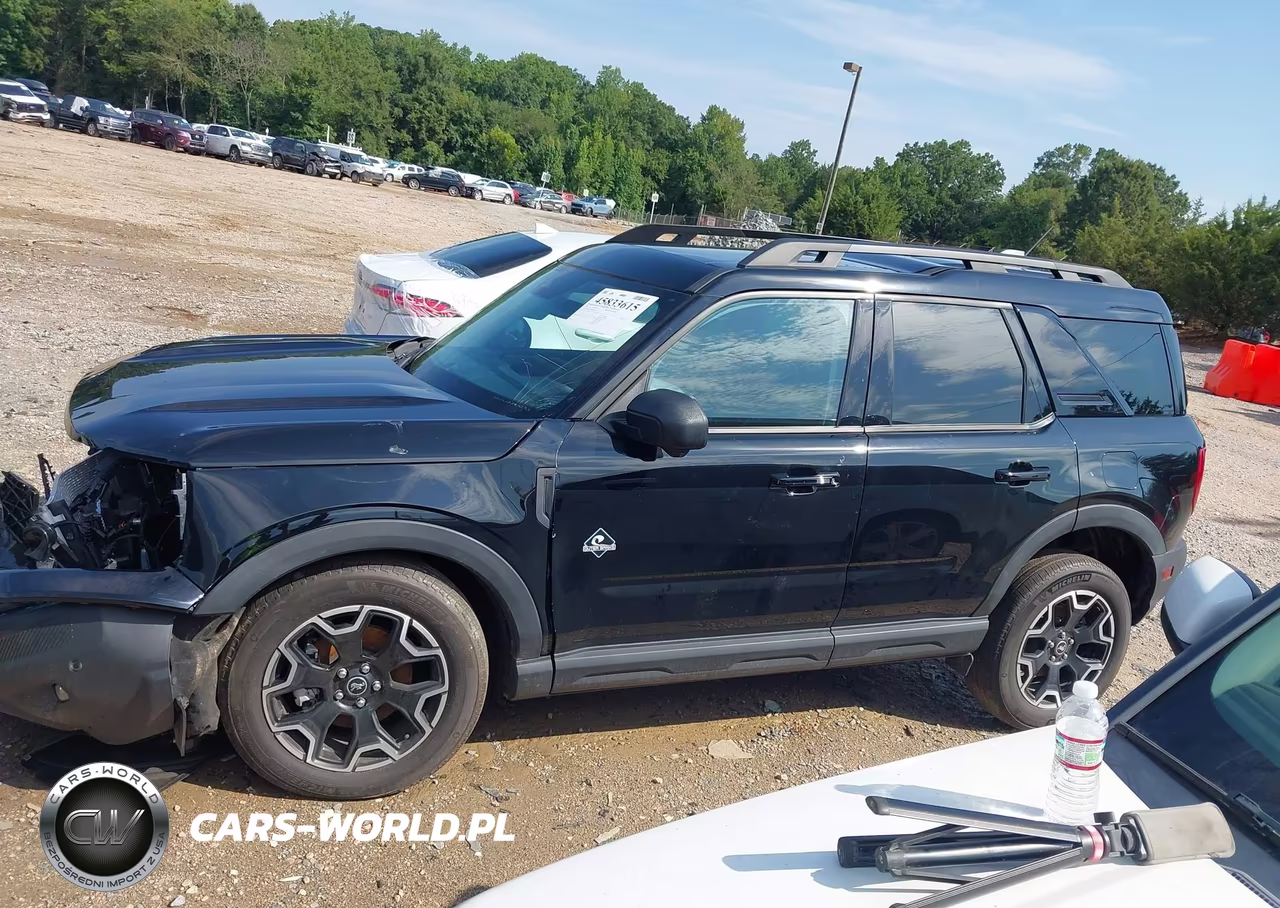 2025 Ford Bronco Sport Outer Banks VIN:3FMCR9CN6SRE86522 - 15