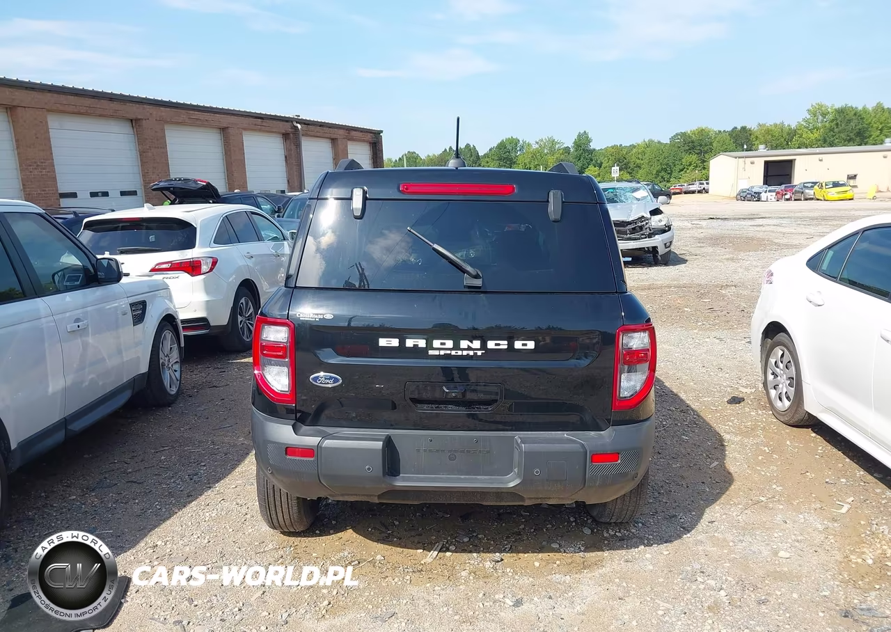 2025 Ford Bronco Sport Outer Banks VIN:3FMCR9CN6SRE86522 - 17