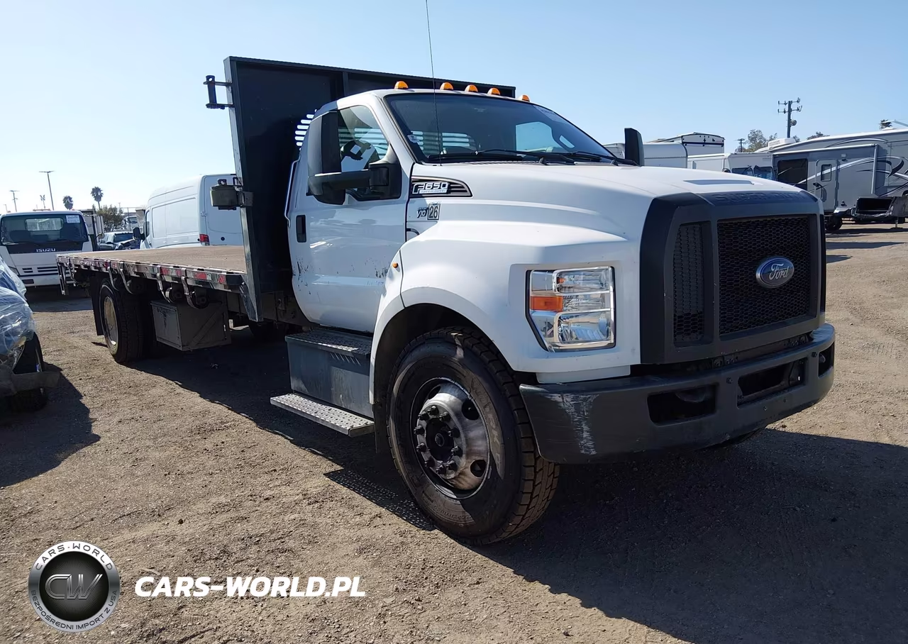 2017 Ford F-650 Gas