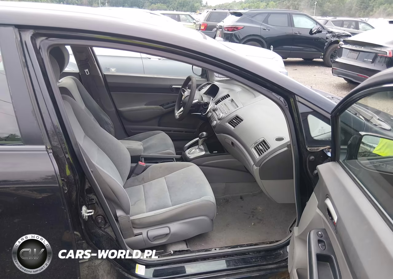 2009 Honda Civic Lx VIN:2HGFA16559H353876 - 5