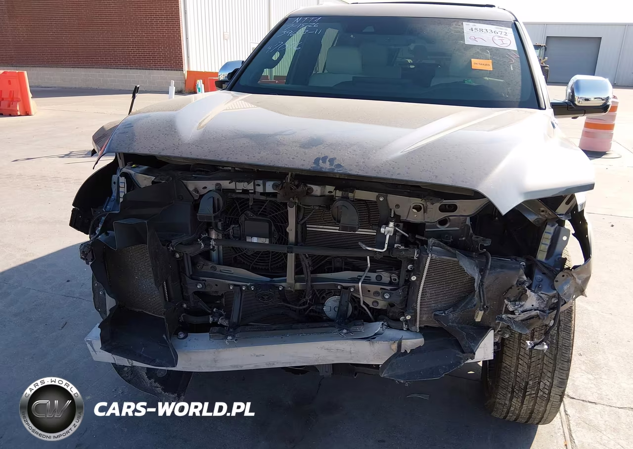 2024 Toyota Sequoia Capstone VIN:7SVAAABA3RX047076 - 6