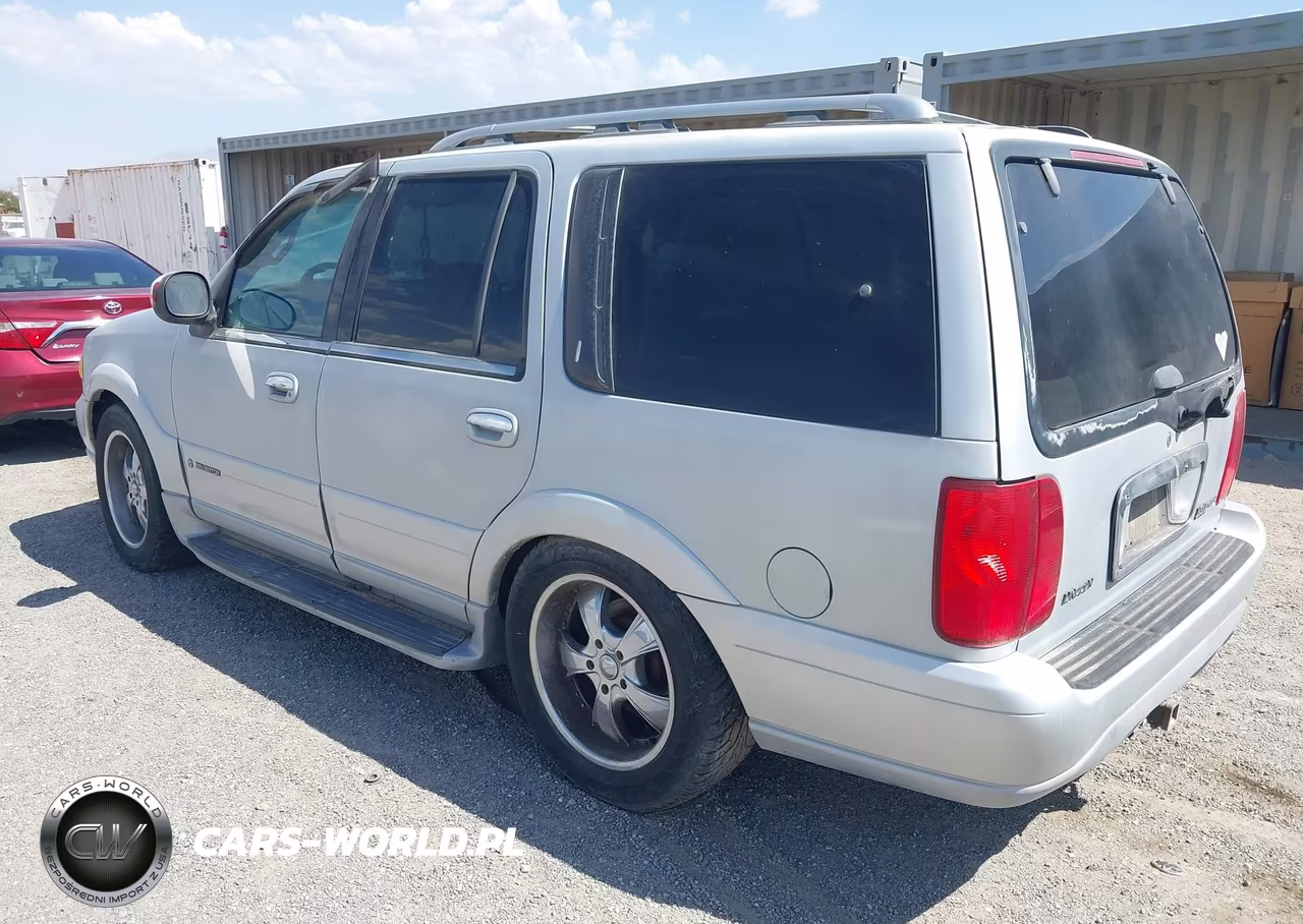 2000 Lincoln Navigator VIN:5LMRU27AXYLJ11048 - 3