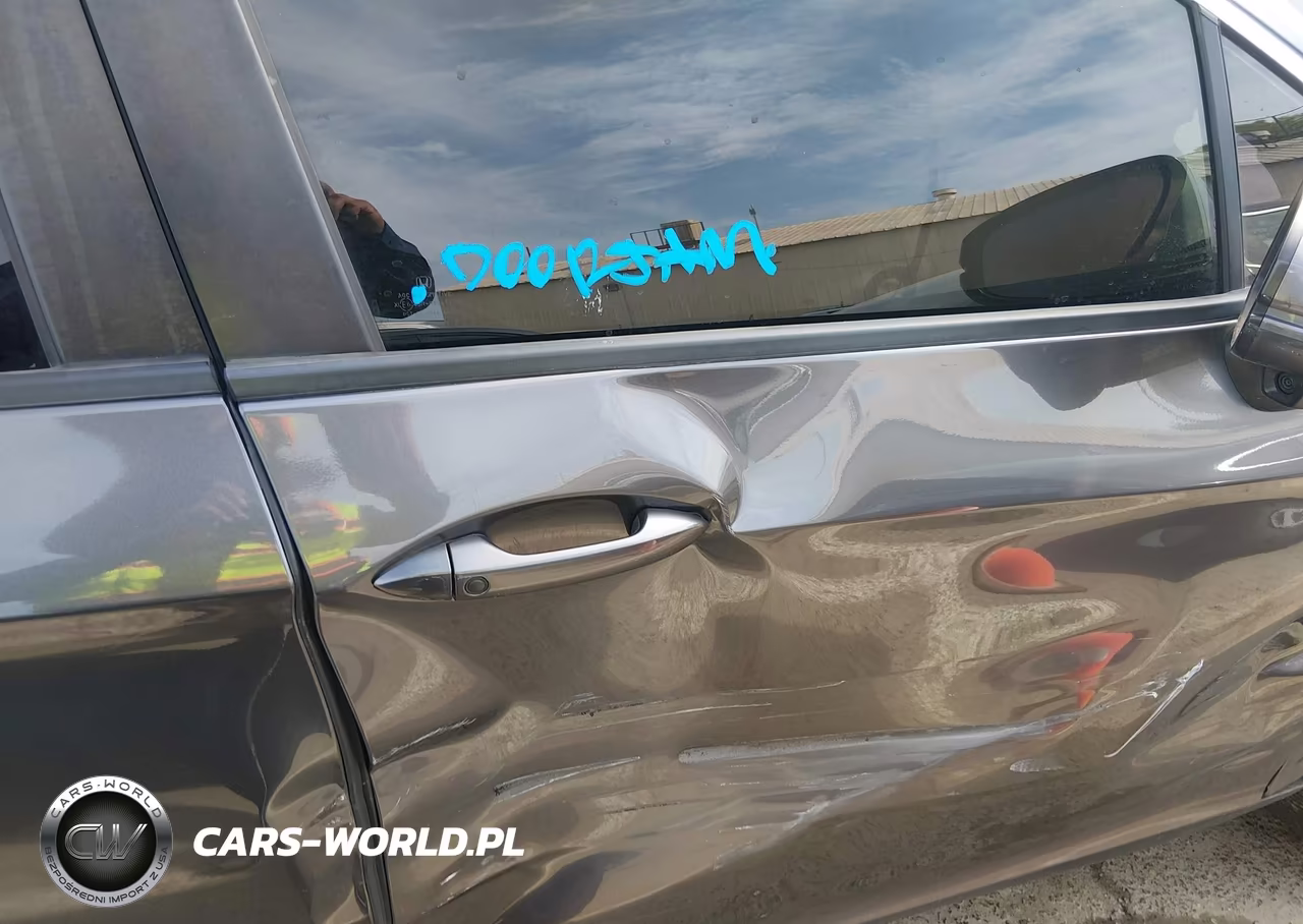 2019 Honda Clarity Plug-In Hybrid VIN:JHMZC5F1XKC001510 - 5
