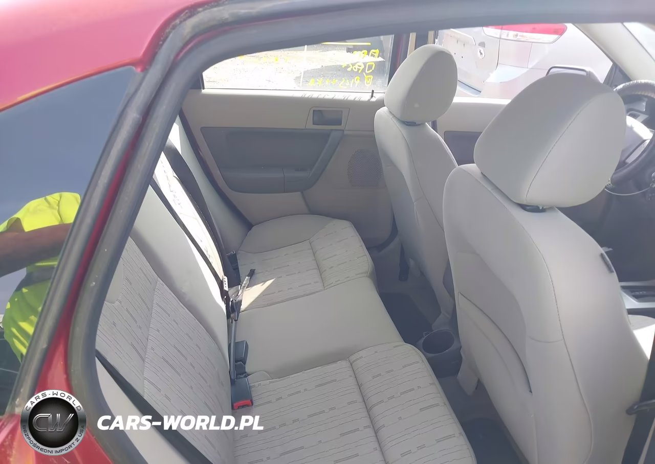 2009 Ford Focus Se VIN:1FAHP35N79W201253 - 8