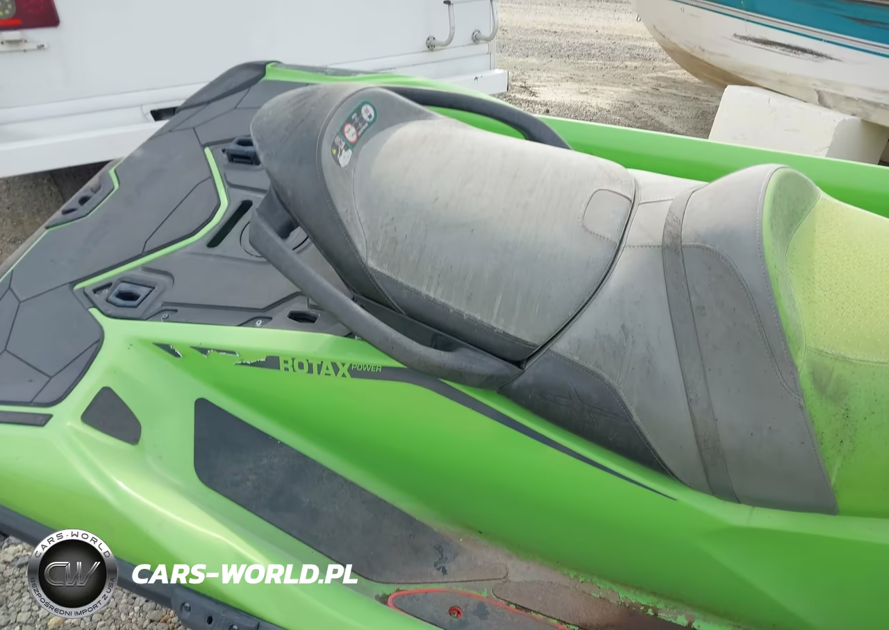 2020 Seadoo Rxt-X 300 VIN:00000YDV23212K920 - 8