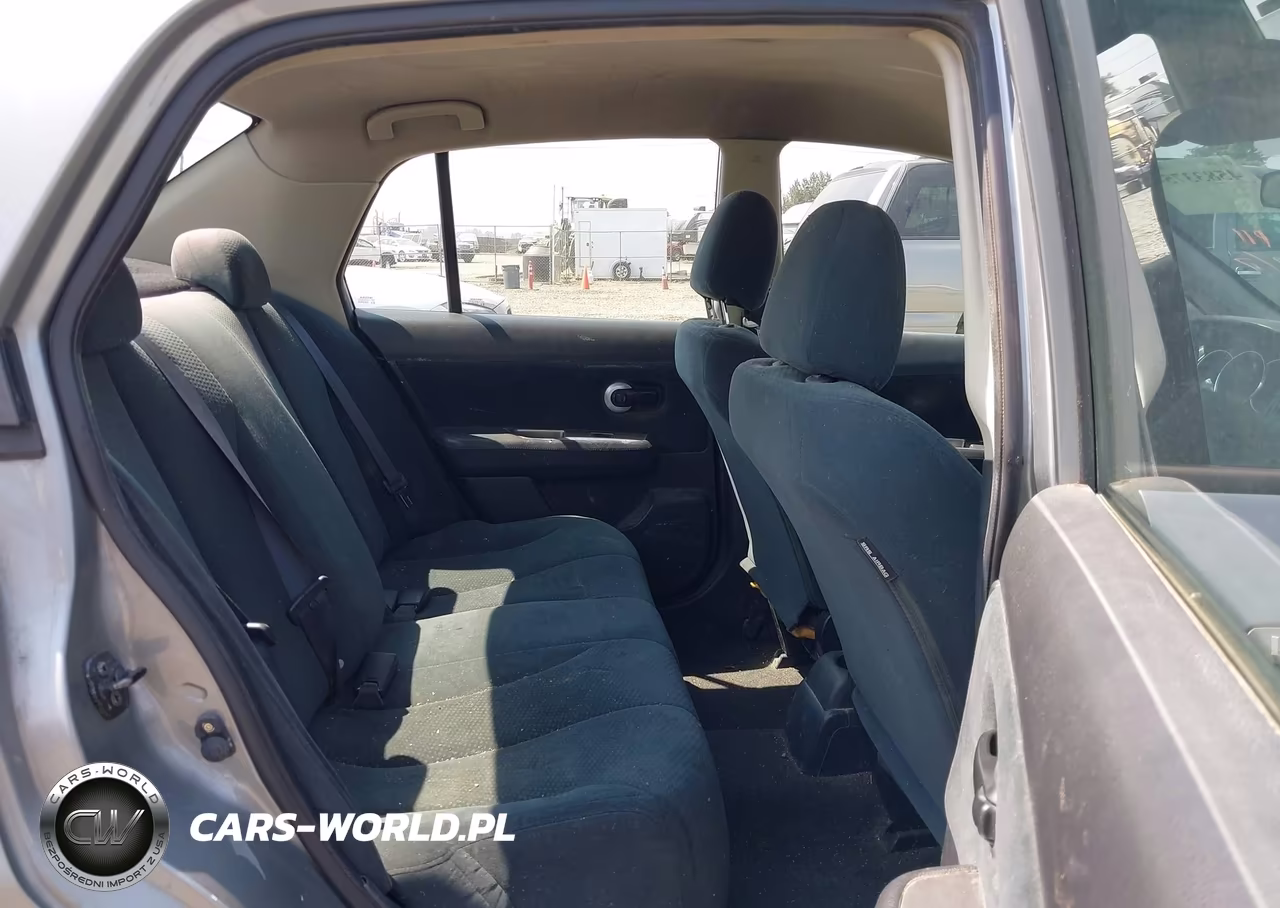 2010 Nissan Versa 1.8S VIN:3N1BC1AP1AL414204 - 8