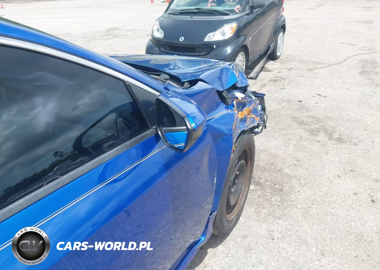 2018 Honda Civic Lx VIN:19XFC2F52JE010988 - 18