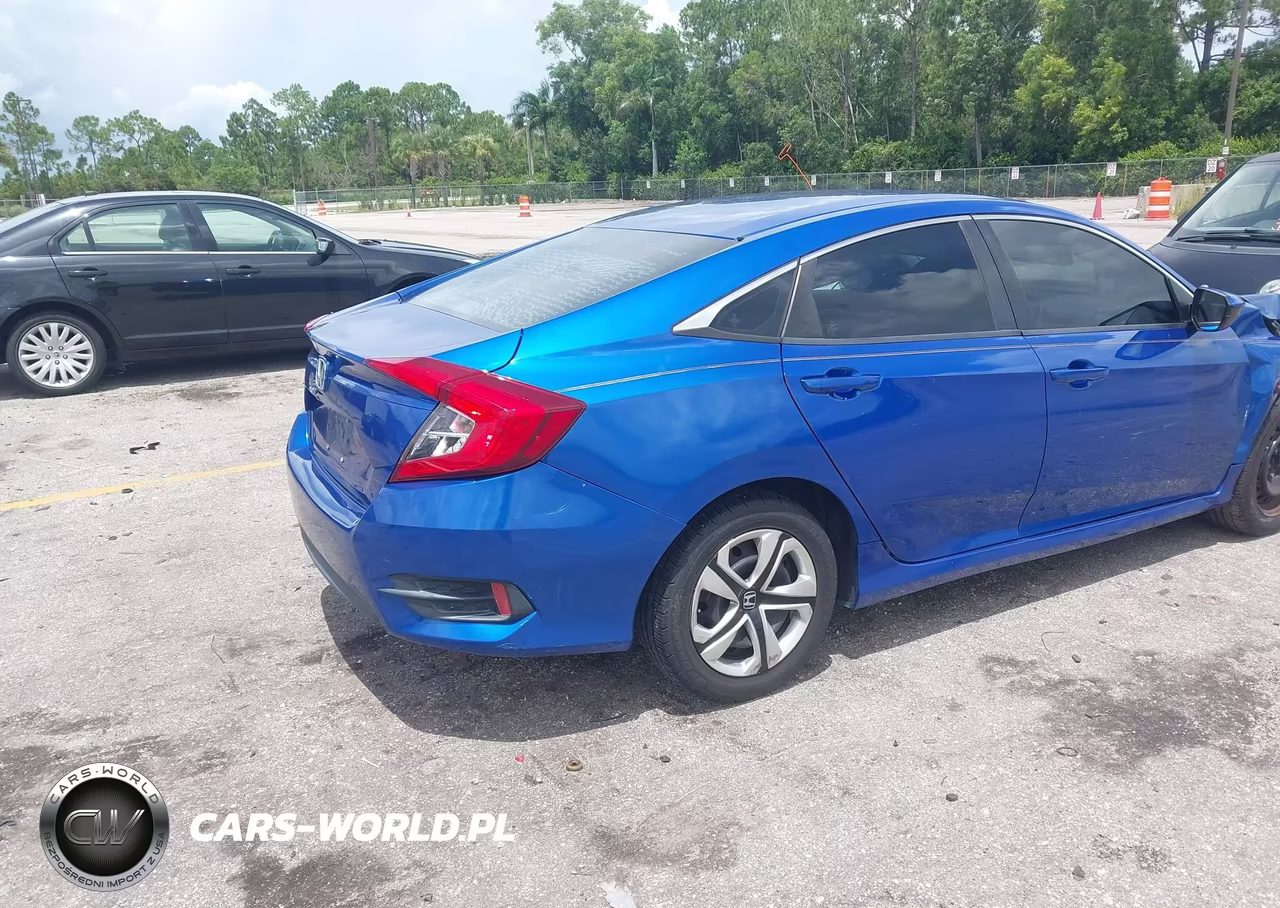 2018 Honda Civic Lx VIN:19XFC2F52JE010988 - 4