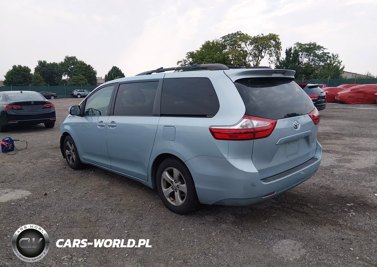 2015 Toyota Sienna Le 8 Passenger VIN:5TDKK3DC6FS556666 - 3