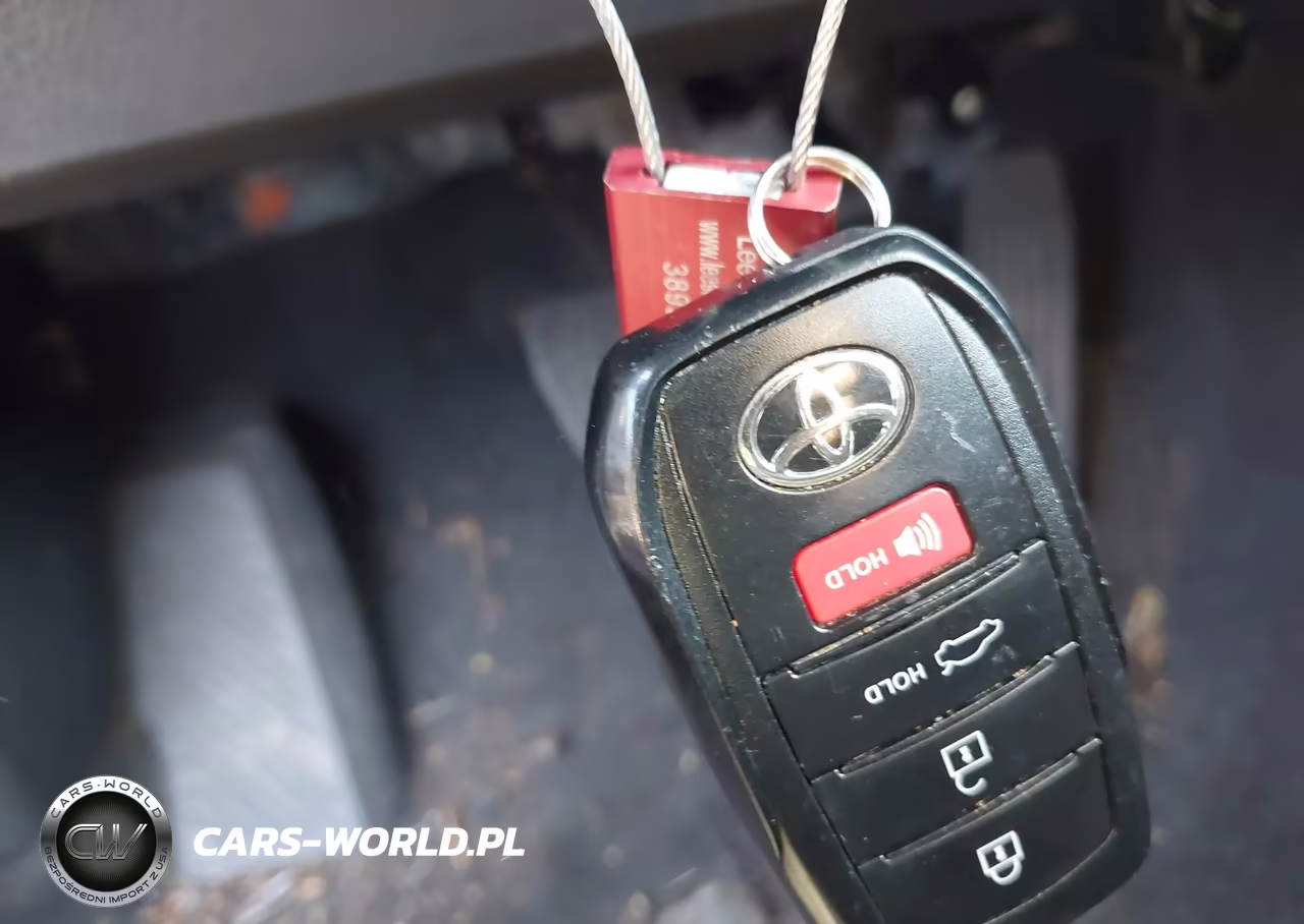 2025 Toyota Camry Le VIN:4T1DAACK0SU010309 - 11