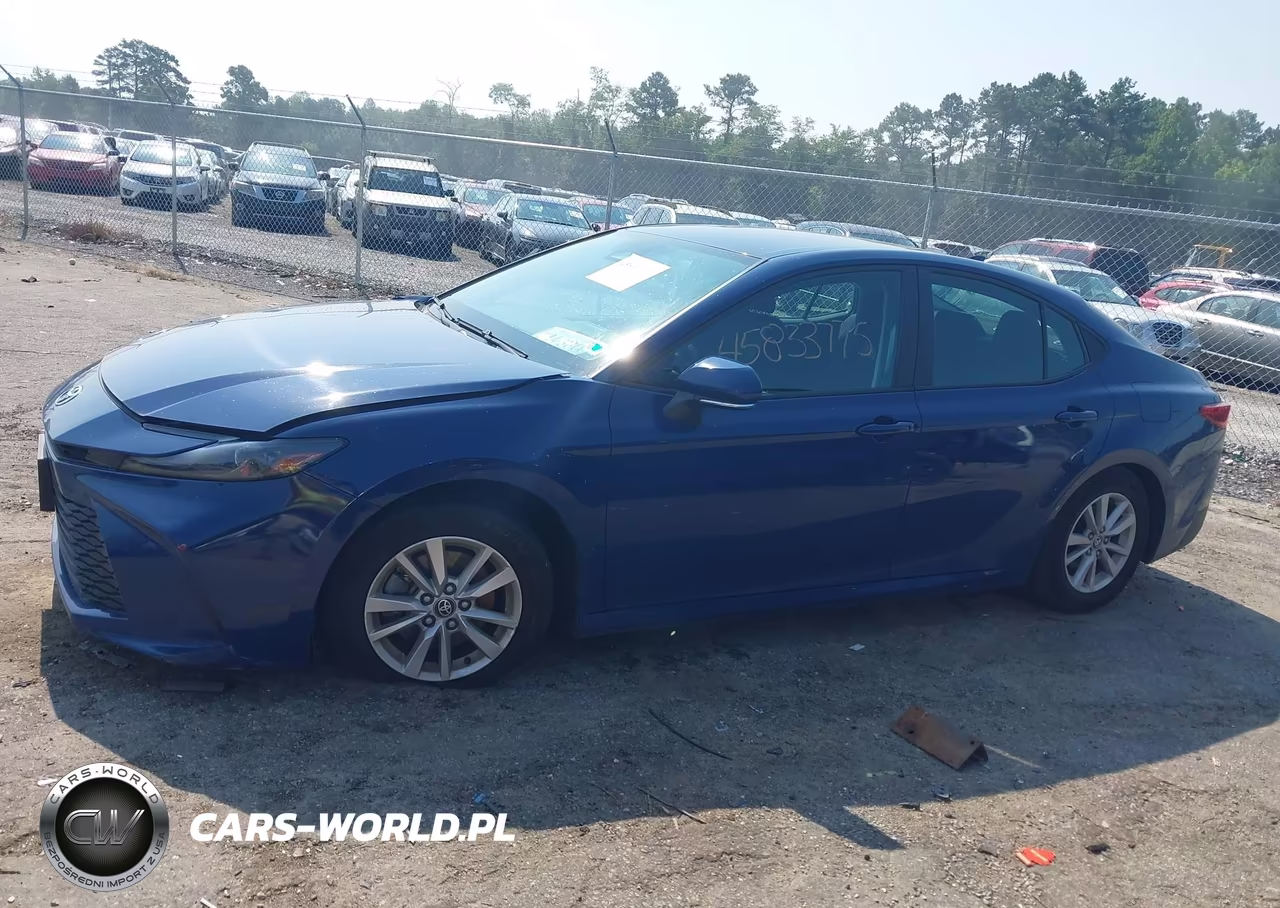 2025 Toyota Camry Le VIN:4T1DAACK0SU010309 - 14