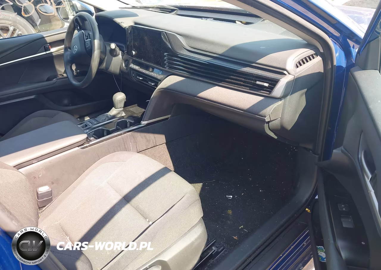 2025 Toyota Camry Le VIN:4T1DAACK0SU010309 - 5