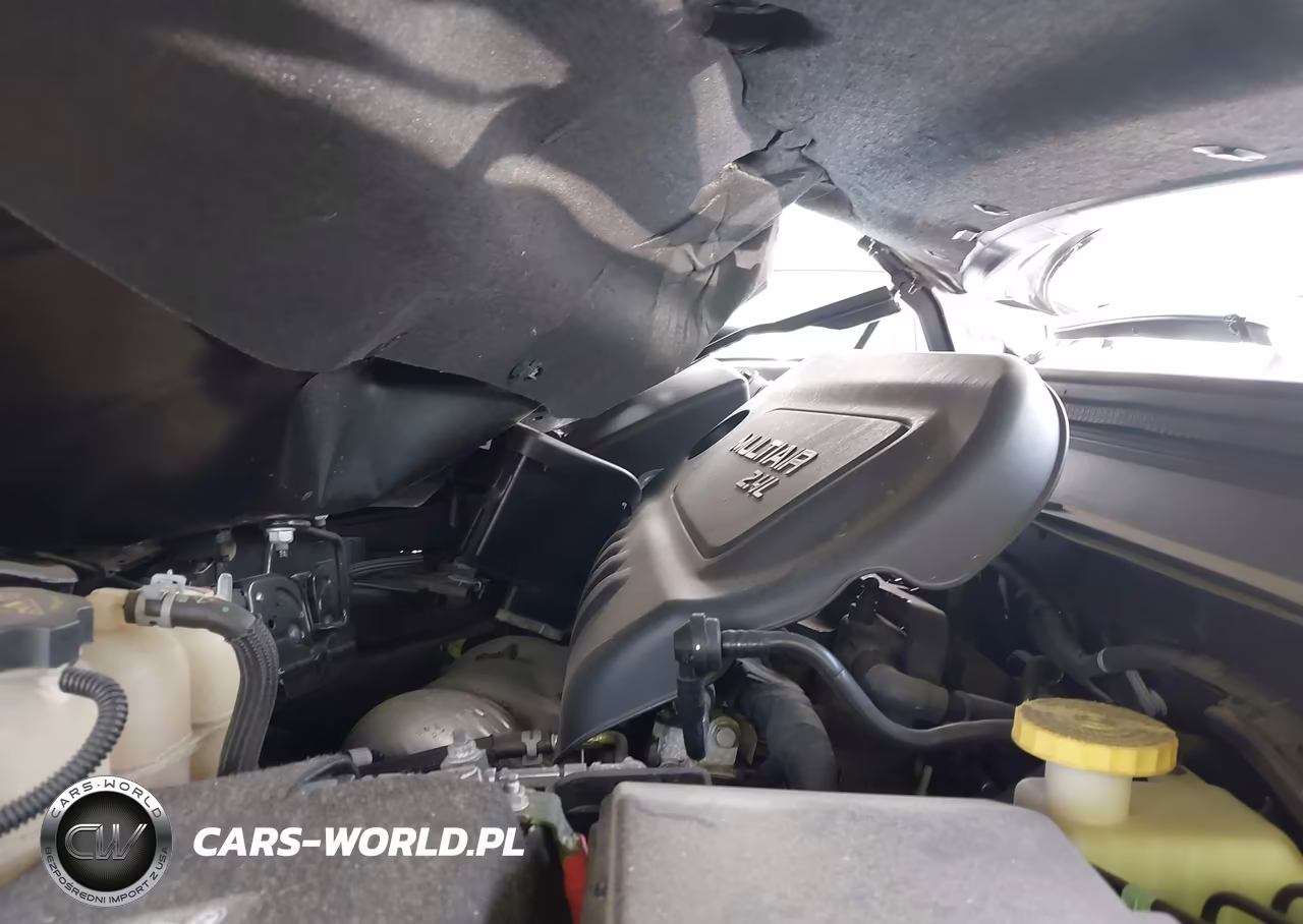 2019 Jeep Cherokee Latitude Plus 4X4 VIN:1C4PJMLB6KD195341 - 10