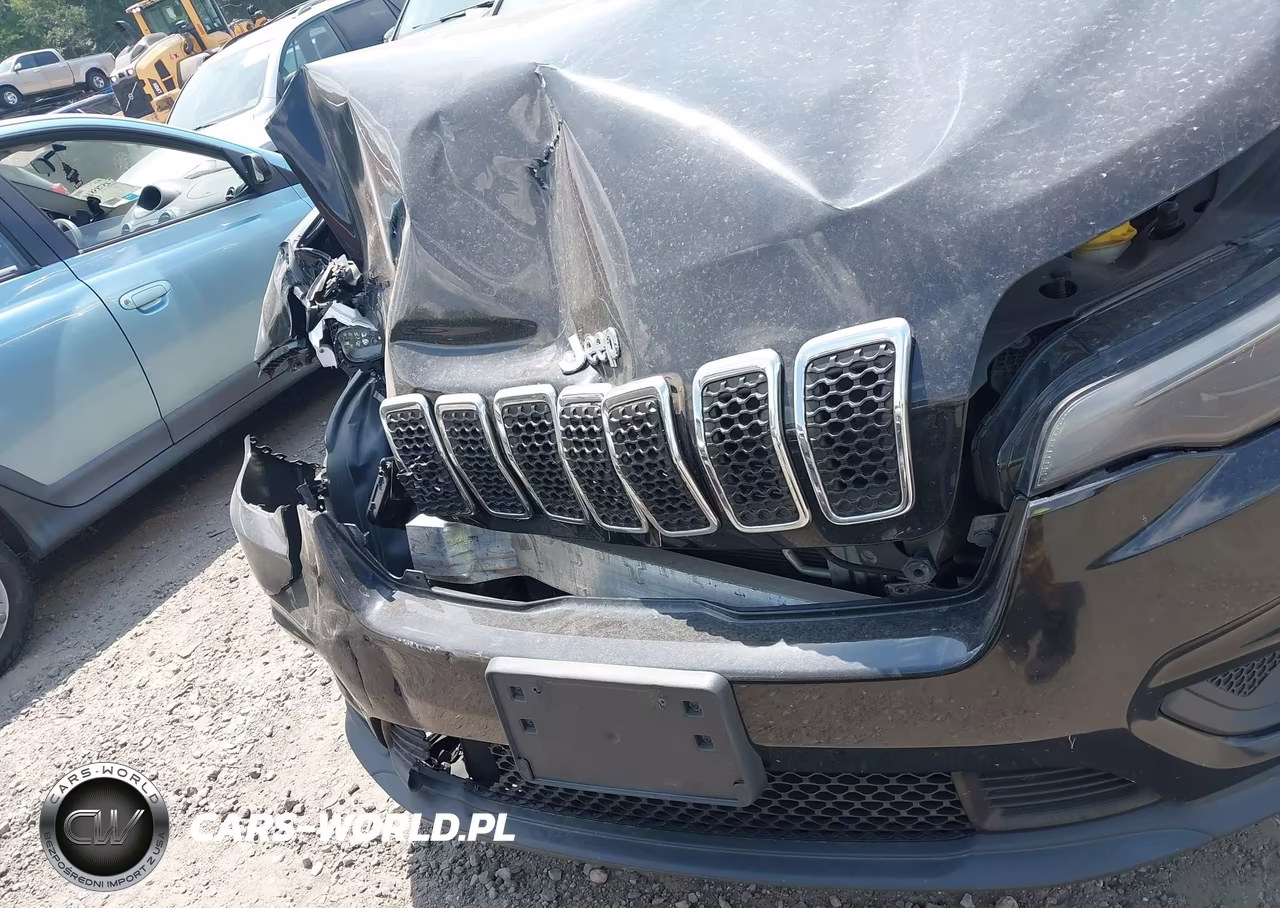 2019 Jeep Cherokee Latitude Plus 4X4 VIN:1C4PJMLB6KD195341 - 12