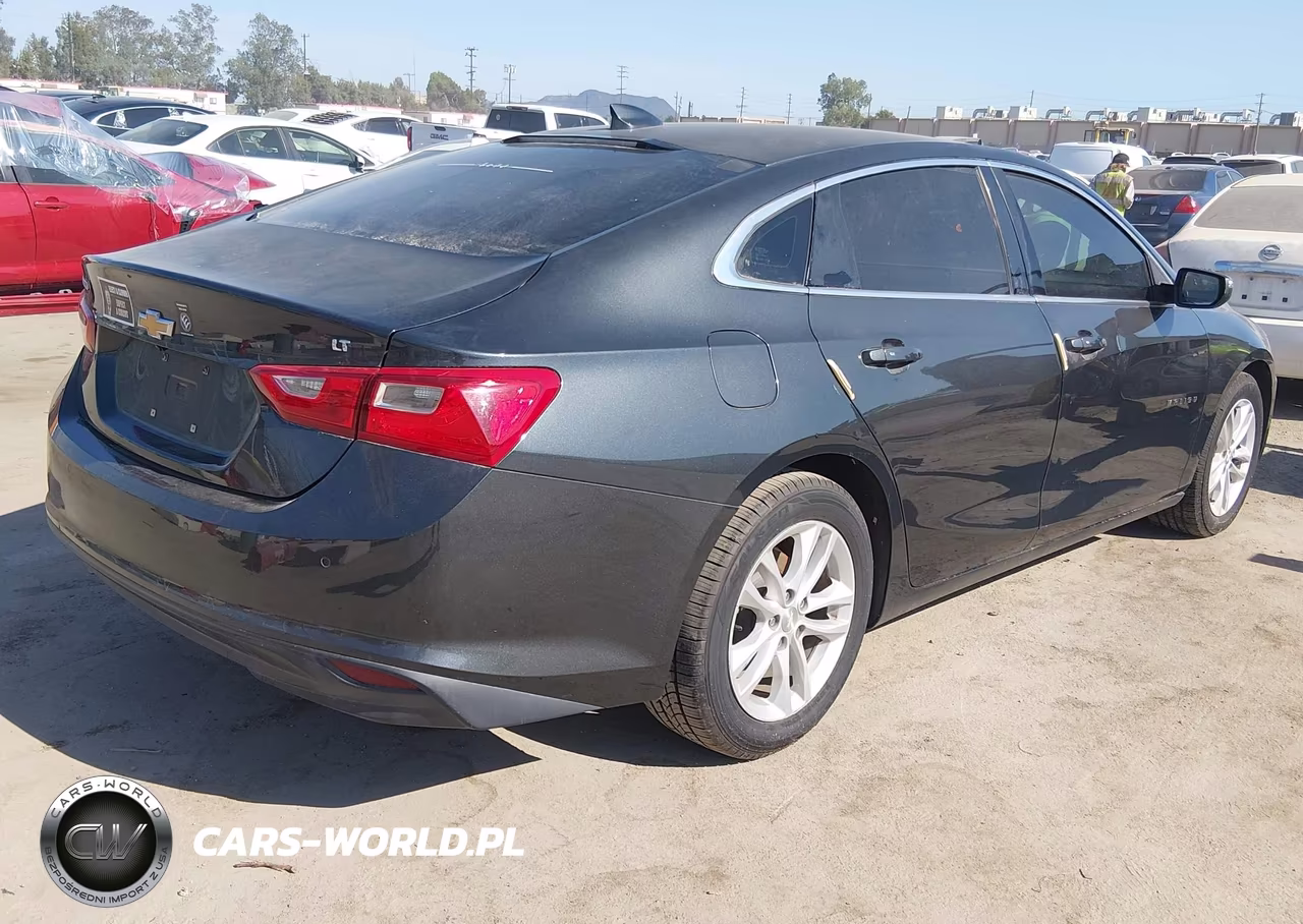 2017 Chevrolet Malibu 1Lt VIN:1G1ZE5ST1HF114068 - 4