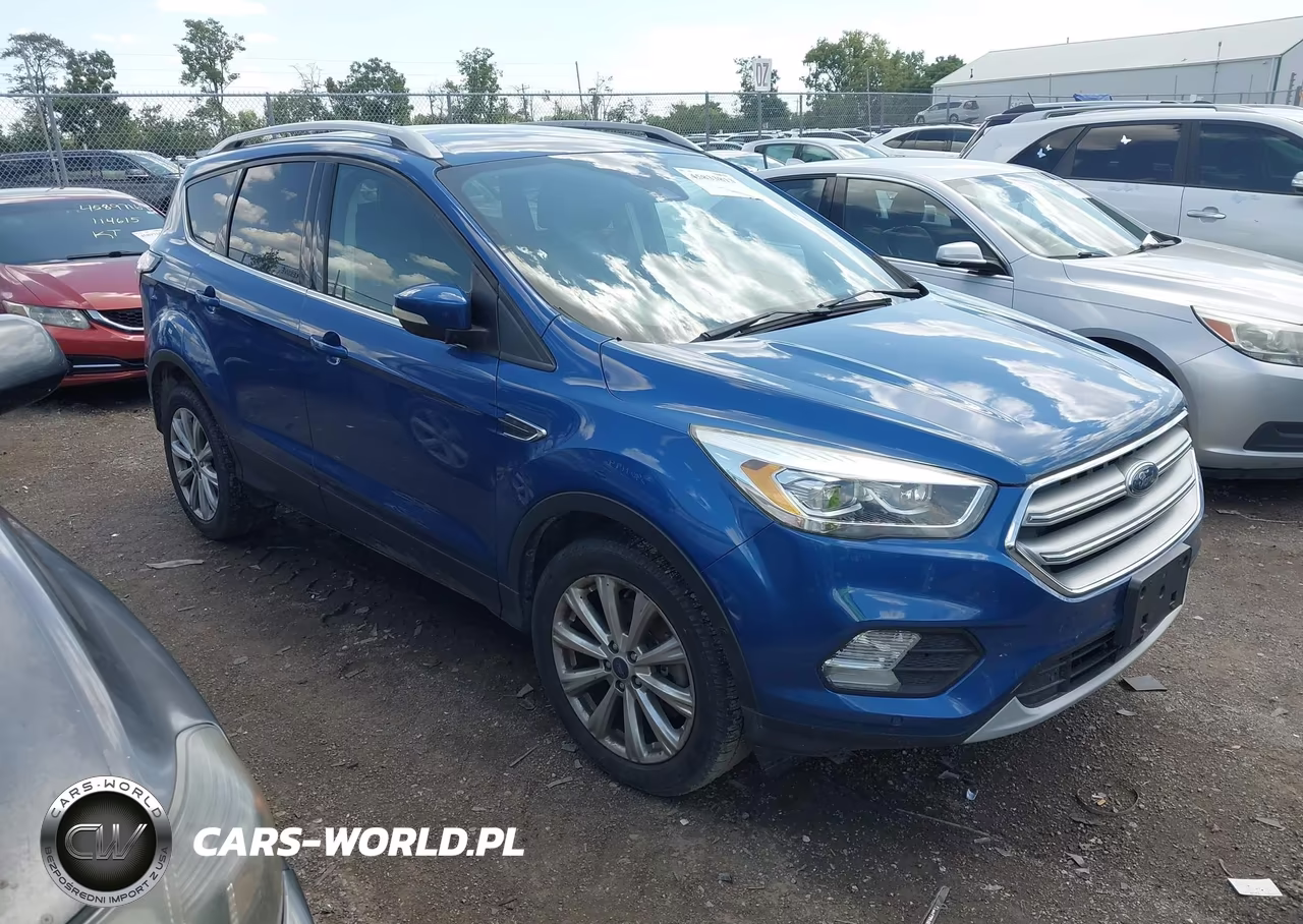 2017 Ford Escape Titanium – zdjęcie 1 z 16