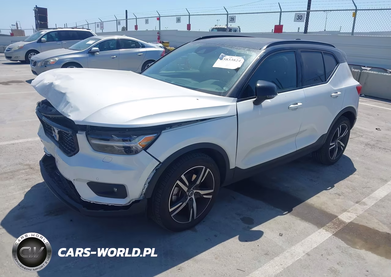 2022 Volvo Xc40 T5 R-Design VIN:YV4162UM6N2787203 - 2