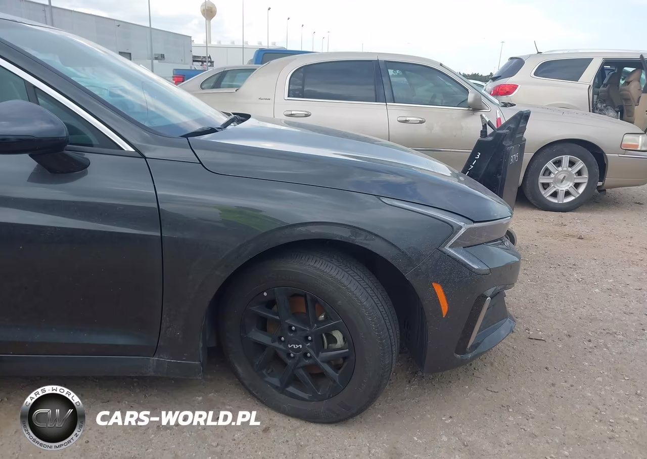 2026 Kia K5 Lxs Fwd VIN:KNAG24J73T5427981 - 6