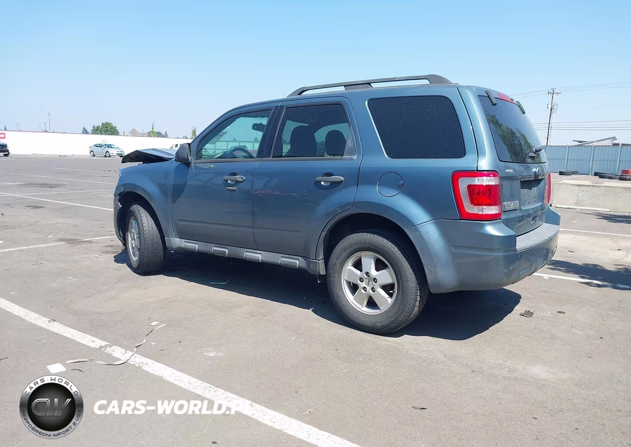 2011 Ford Escape Xlt VIN:1FMCU0D77BKB66866 - 3