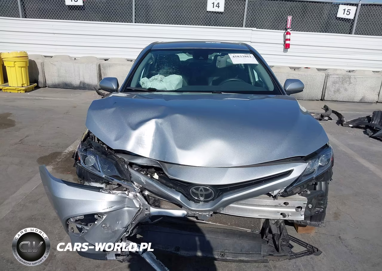 2020 Toyota Camry Se VIN:4T1G11AK4LU864477 - 13