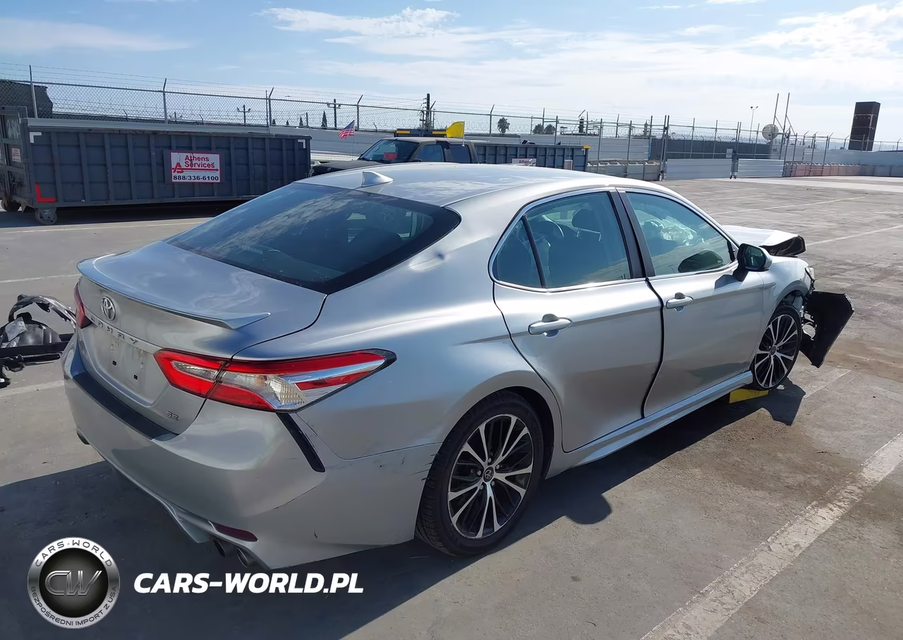 2020 Toyota Camry Se VIN:4T1G11AK4LU864477 - 4