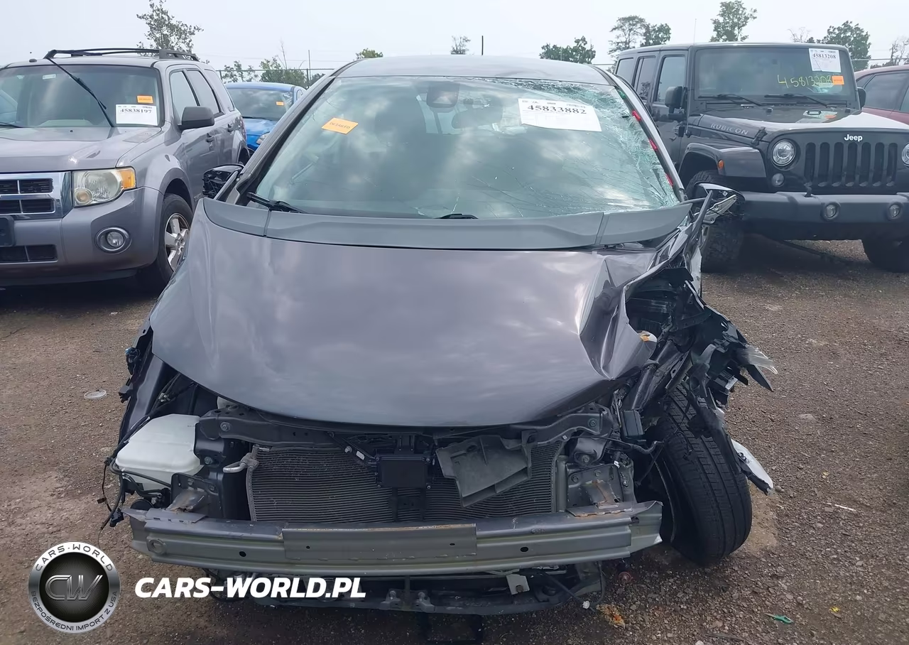 2018 Honda Fit Sport VIN:3HGGK5H71JM723024 - 13