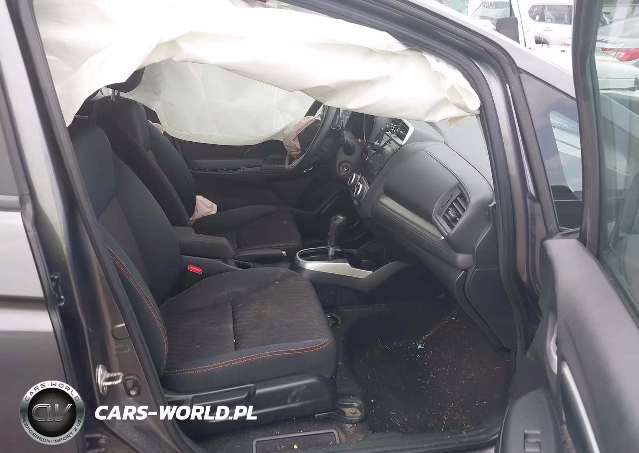 2018 Honda Fit Sport VIN:3HGGK5H71JM723024 - 5