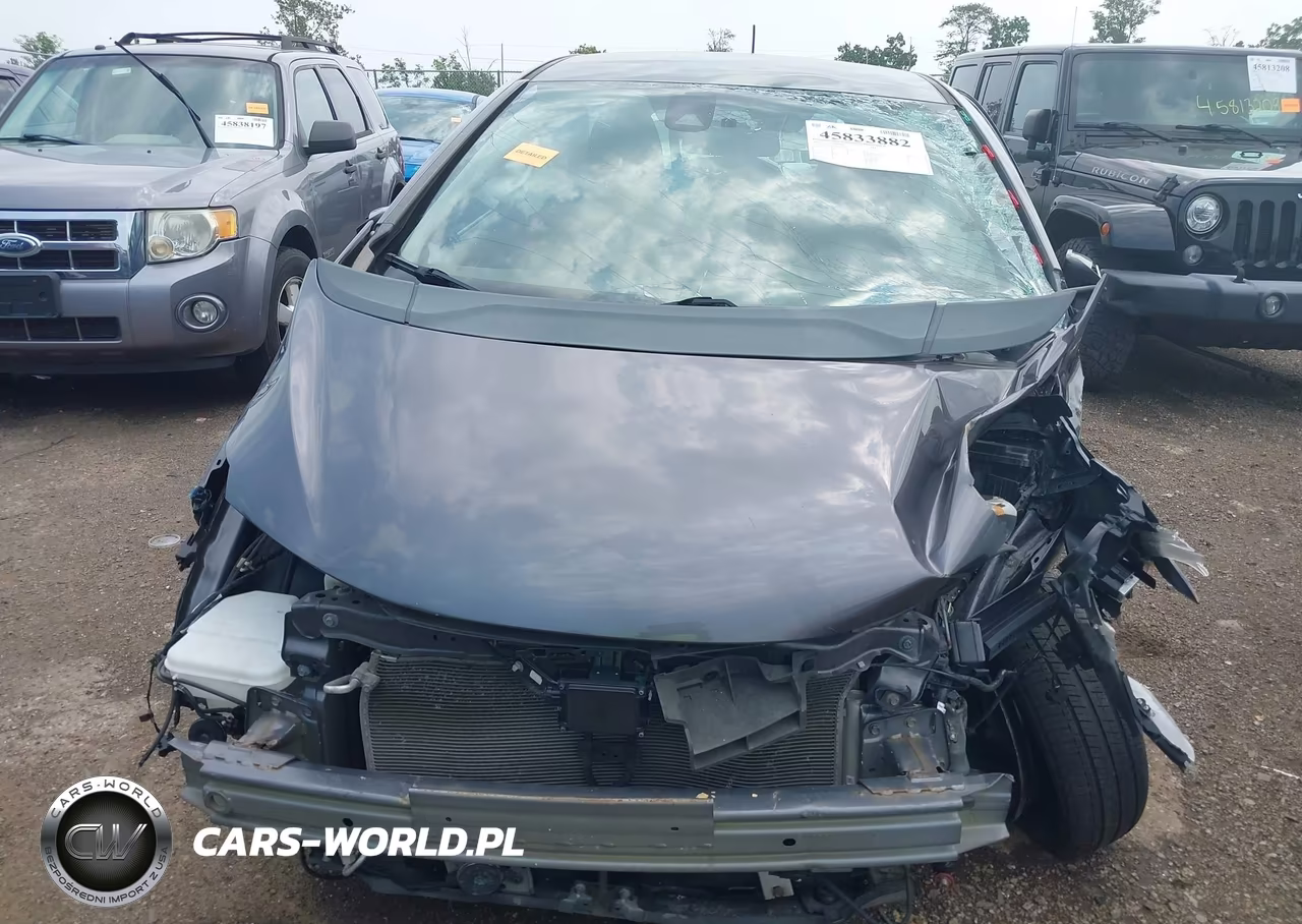 2018 Honda Fit Sport VIN:3HGGK5H71JM723024 - 6