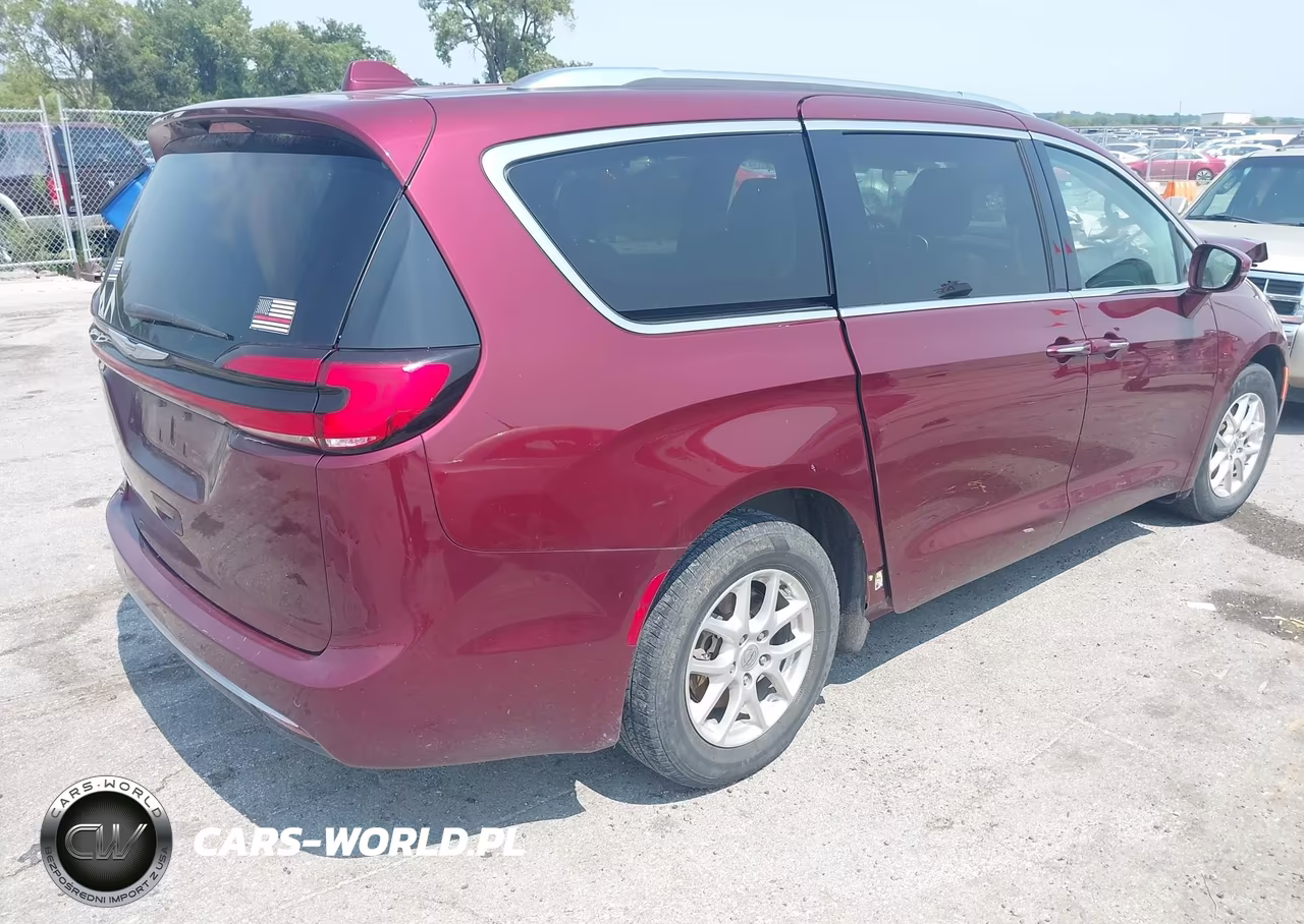 2021 Chrysler Pacifica Touring L VIN:2C4RC1BG5MR584969 - 4