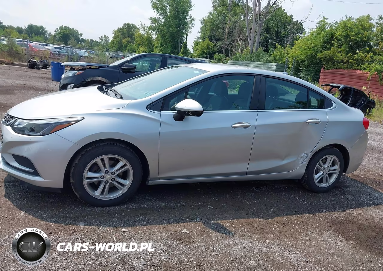 2017 Chevrolet Cruze Lt Auto VIN:1G1BE5SM0H7171155 - 15