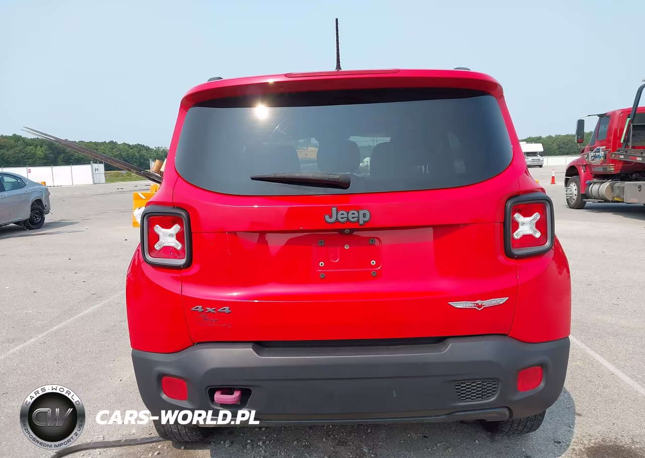 2017 Jeep Renegade Trailhawk VIN:ZACCJBCB6HPF55673 - 17