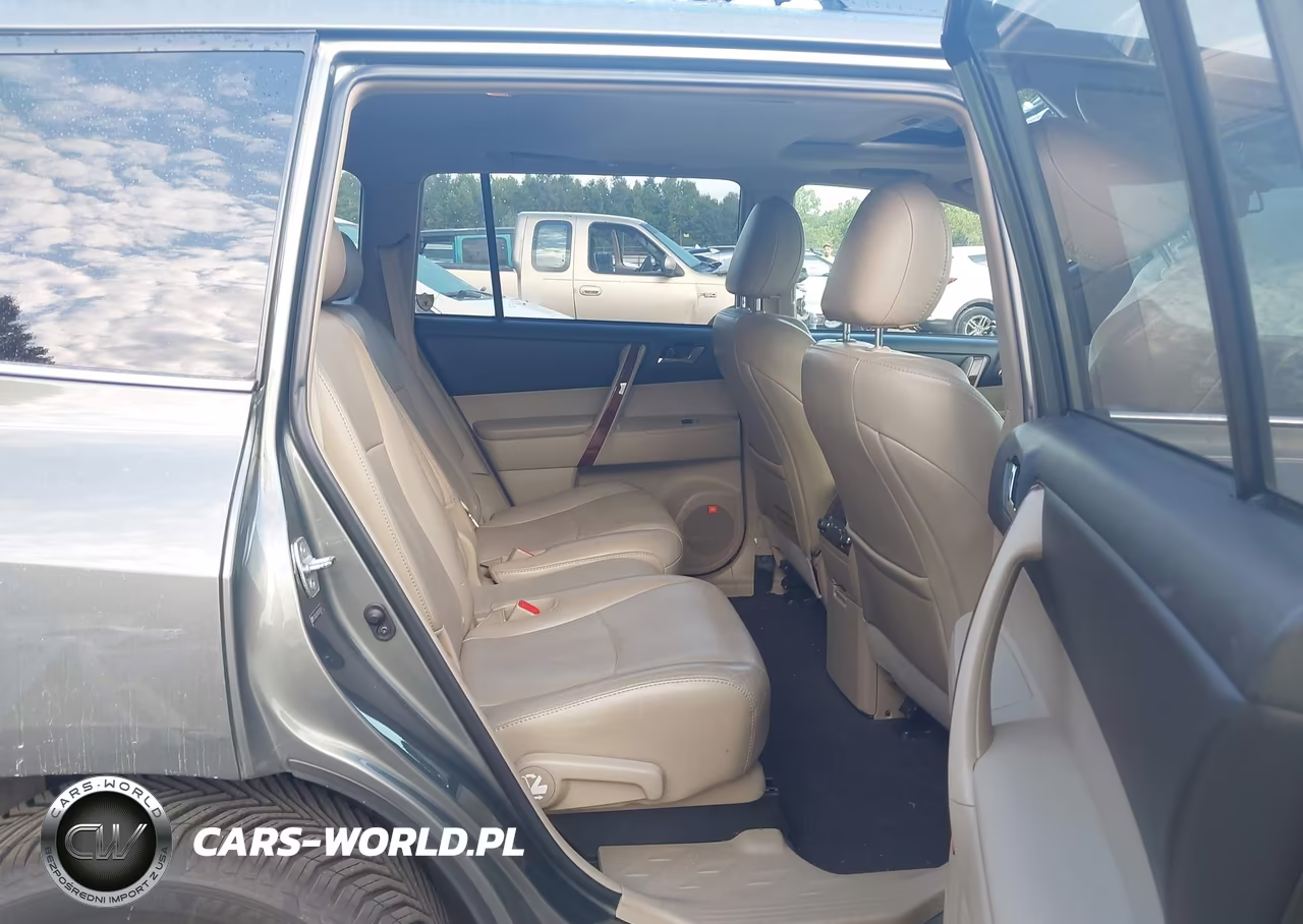 2011 Toyota Highlander Limited V6 VIN:5TDDK3EH3BS060074 - 8