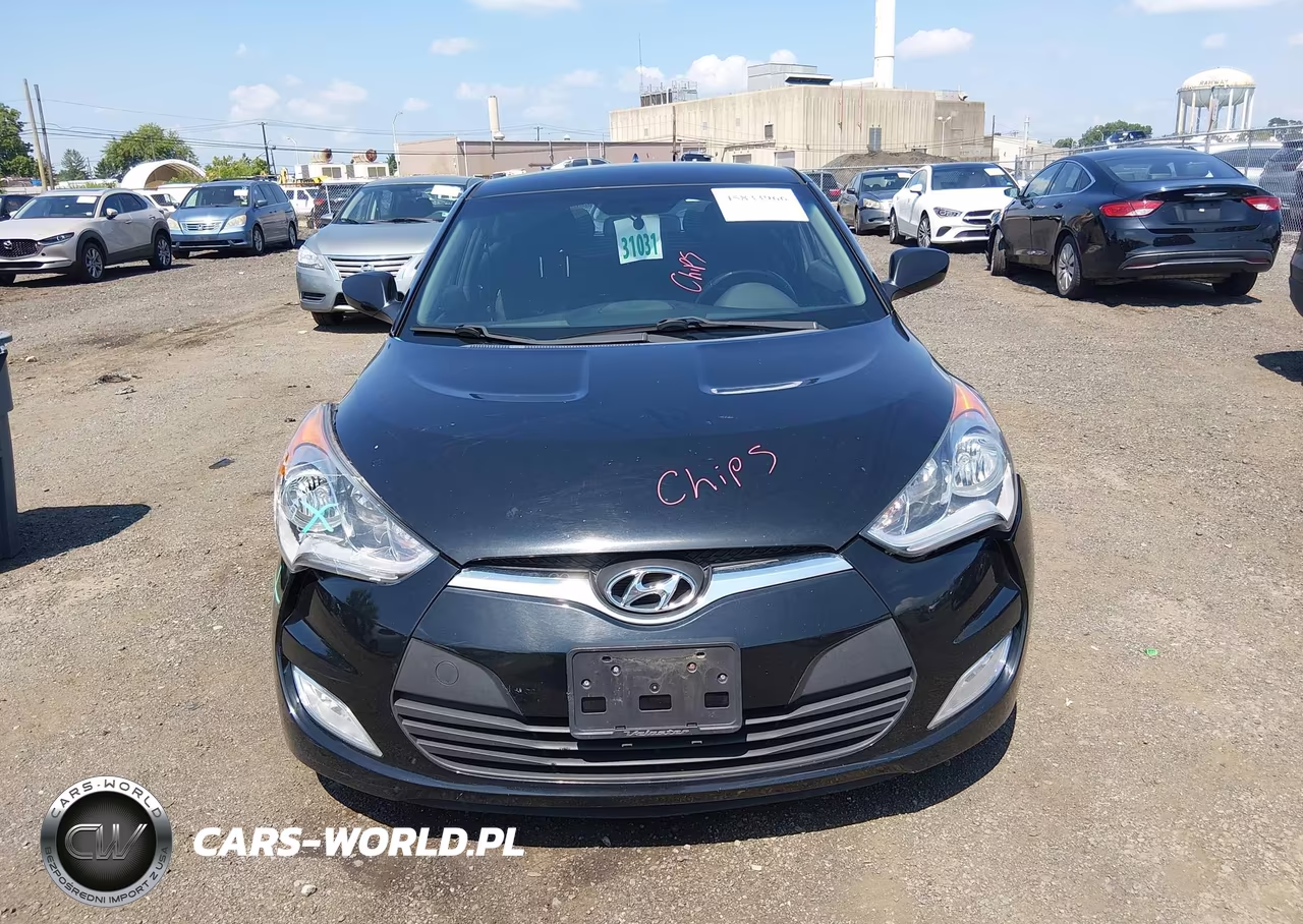 2017 Hyundai Veloster VIN:KMHTC6AD7HU306475 - 12