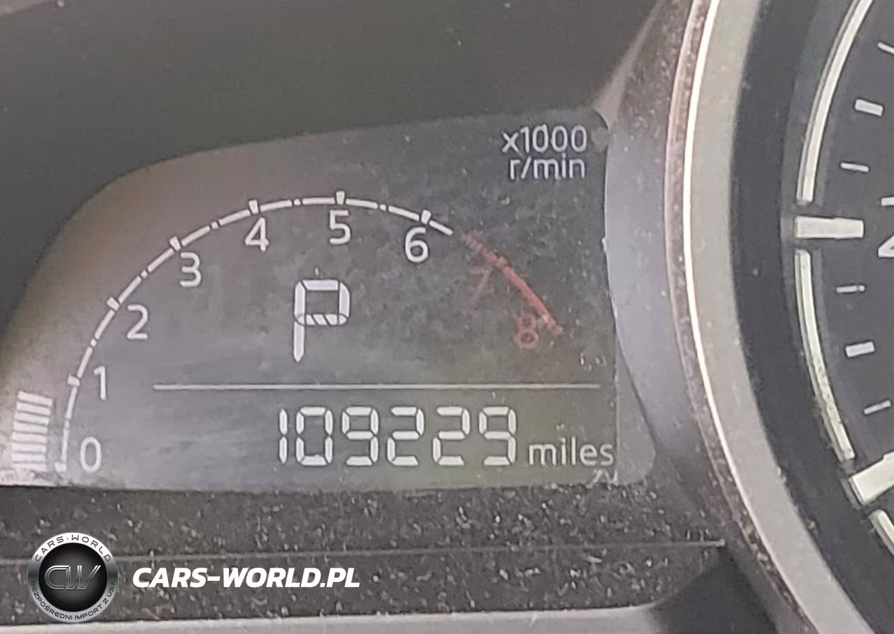 2018 Mazda Mazda3 Sport VIN:3MZBN1K7XJM251467 - 15