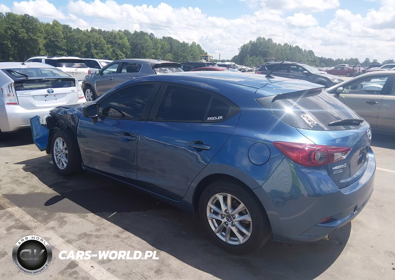 2018 Mazda Mazda3 Sport VIN:3MZBN1K7XJM251467 - 3