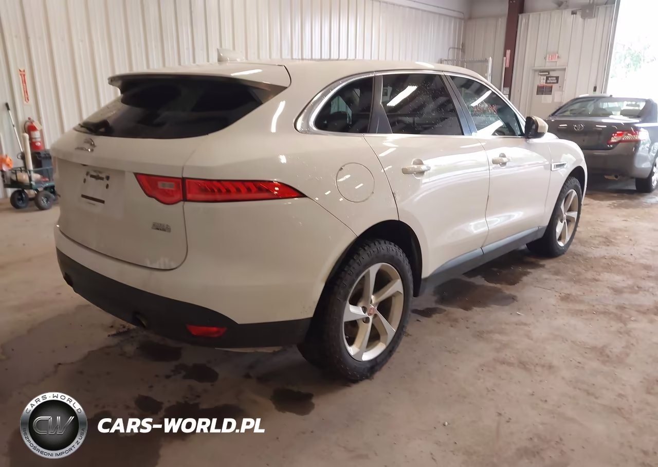 2019 Jaguar F-Pace 25T VIN:SADCS2FX8KA395229 - 4