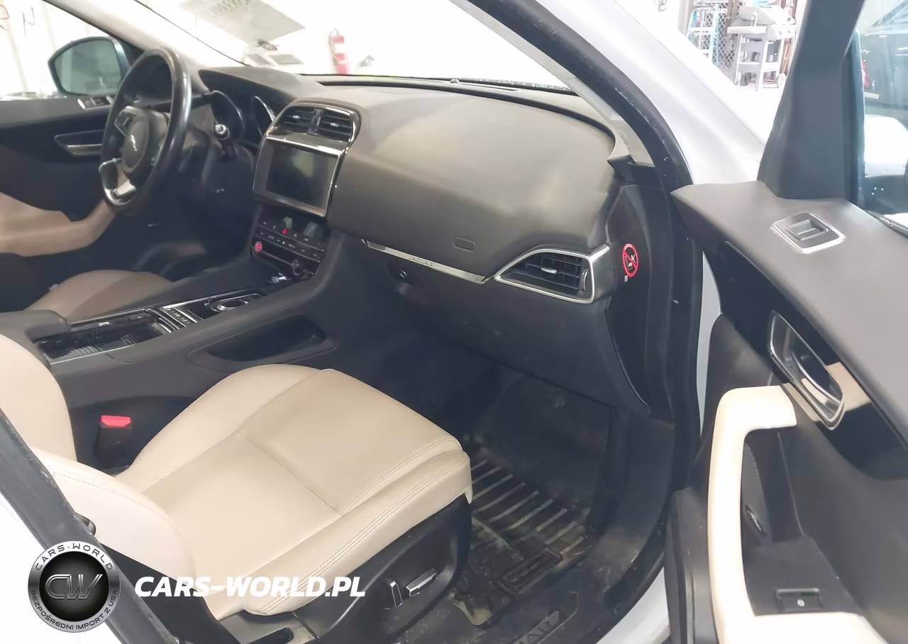 2019 Jaguar F-Pace 25T VIN:SADCS2FX8KA395229 - 5