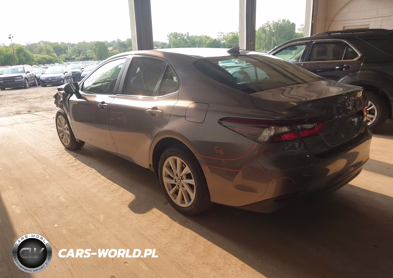2024 Toyota Camry Le VIN:4T1C11BK7RU122872 - 3