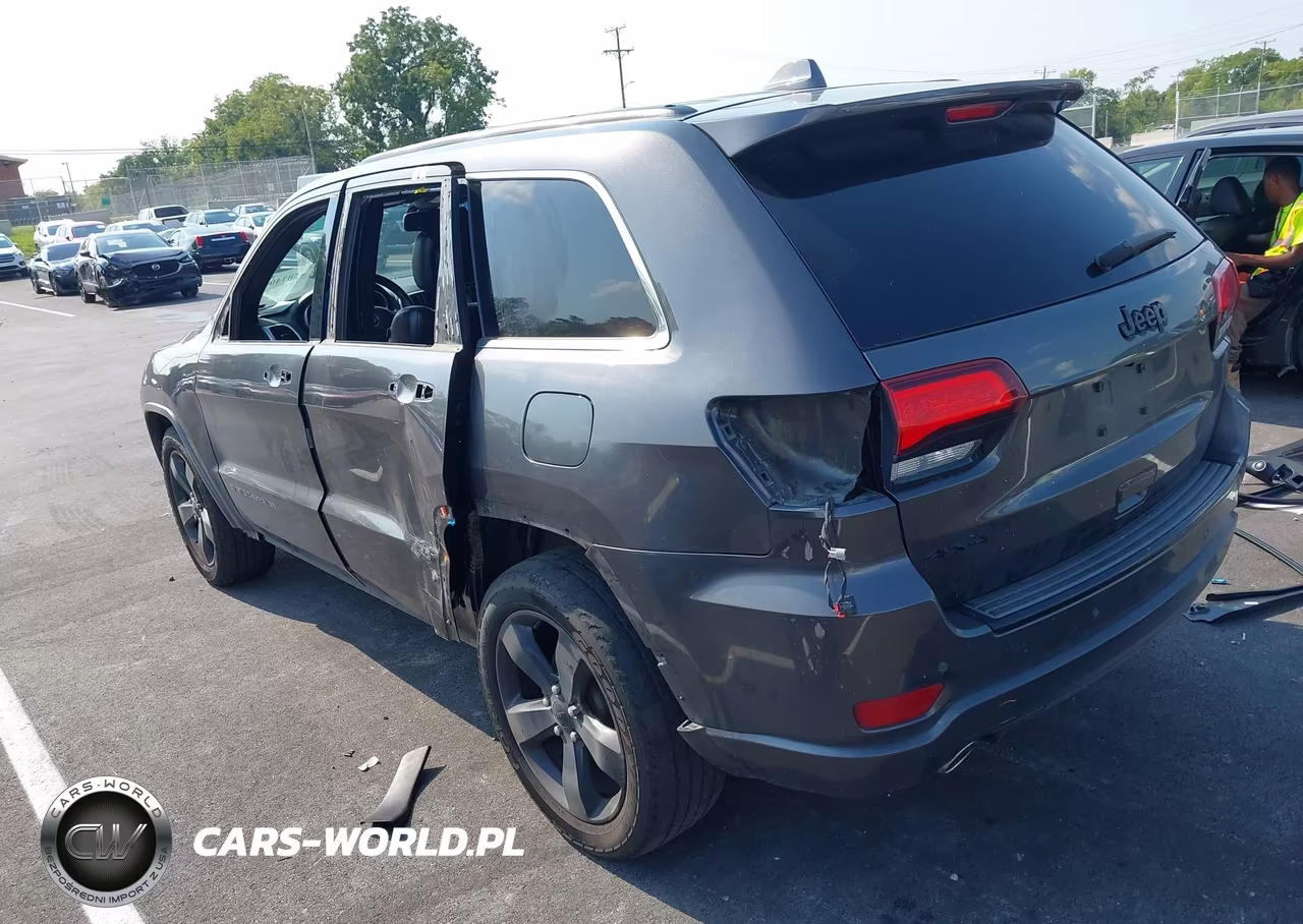 2015 Jeep Grand Cherokee Altitude VIN:1C4RJFAG7FC934182 - 3