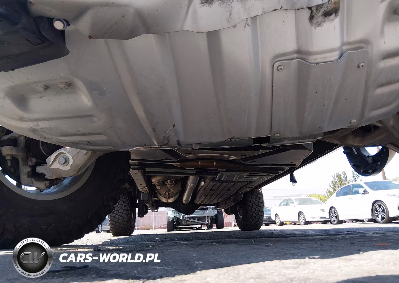 2025 Ford F-150 Raptor VIN:1FTFW1RG2SFB69452 - 17