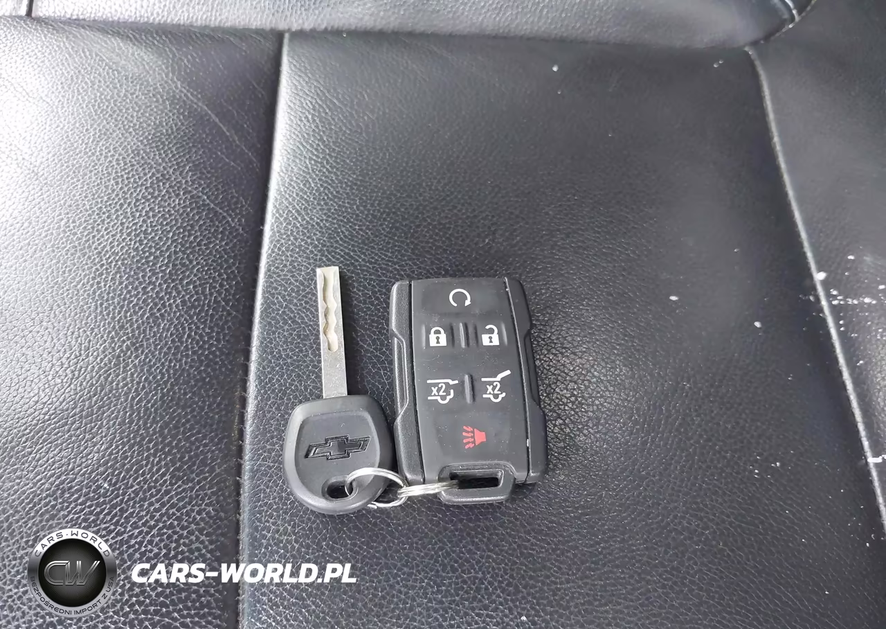 2019 Chevrolet Suburban Lt VIN:1GNSKHKC7KR269451 - 11