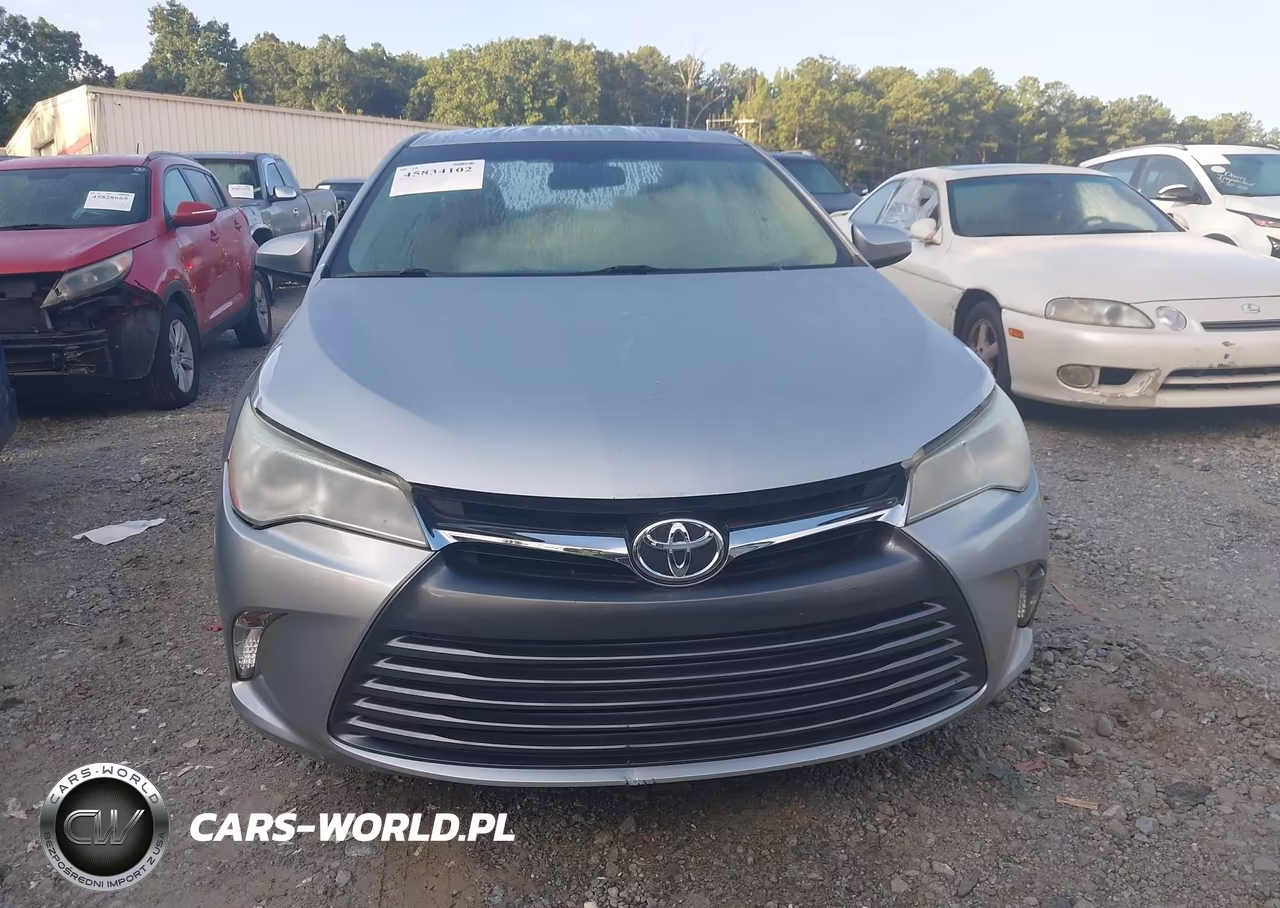 2015 Toyota Camry Le VIN:4T1BF1FK5FU081466 - 12