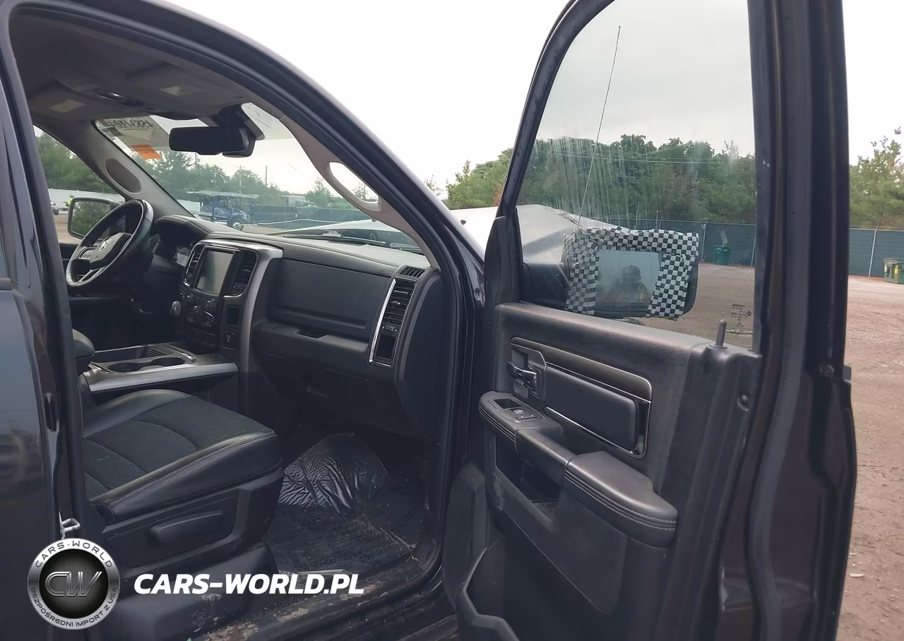 2017 Ram 1500 Night 4X4 5'7 Box VIN:1C6RR7MT9HS737845 - 5