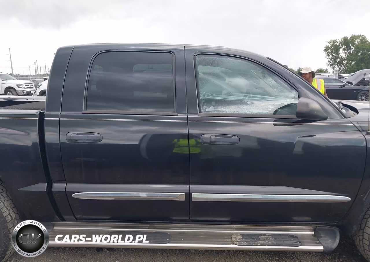 2008 Dodge Dakota Laramie VIN:1D7HW58N88S624228 - 13
