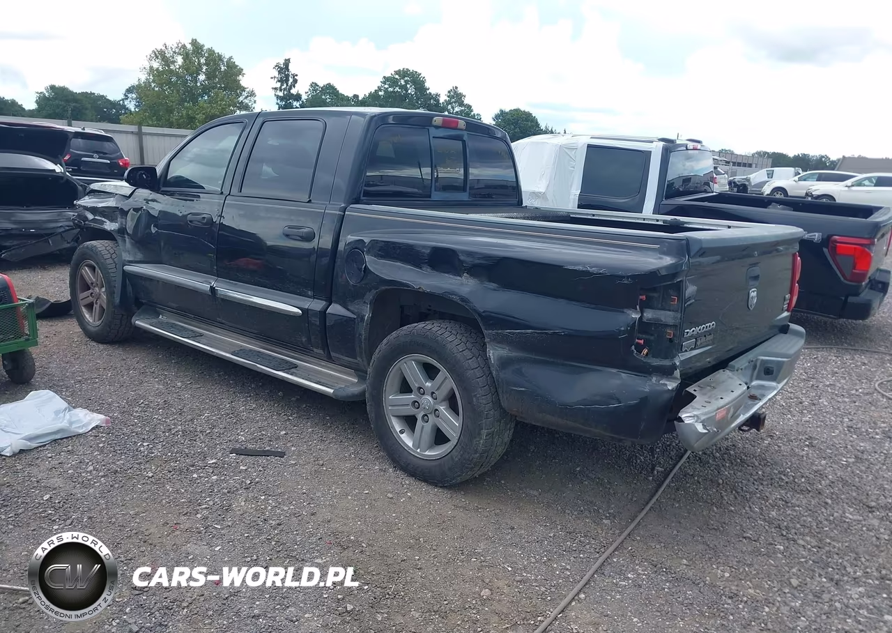 2008 Dodge Dakota Laramie VIN:1D7HW58N88S624228 - 3